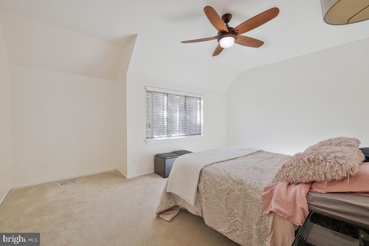 1526 PARK GLEN CT, RESTON, Virginia 20190, 4 Bedrooms Bedrooms, ,3 BathroomsBathrooms,Residential,For sale,1526 PARK GLEN CT,VAFX2260132 MLS # VAFX2260132