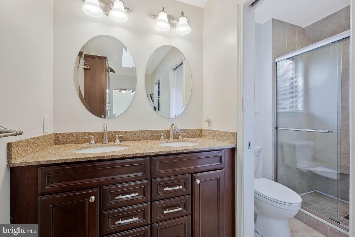 1526 PARK GLEN CT, RESTON, Virginia 20190, 4 Bedrooms Bedrooms, ,3 BathroomsBathrooms,Residential,For sale,1526 PARK GLEN CT,VAFX2260132 MLS # VAFX2260132