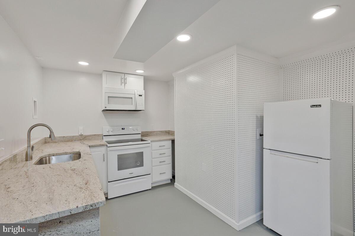 1526 PARK GLEN CT, RESTON, Virginia 20190, 4 Bedrooms Bedrooms, ,3 BathroomsBathrooms,Residential,For sale,1526 PARK GLEN CT,VAFX2260132 MLS # VAFX2260132