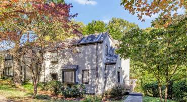 1526 PARK GLEN CT, RESTON, Virginia 20190, 4 Bedrooms Bedrooms, ,3 BathroomsBathrooms,Residential,For sale,1526 PARK GLEN CT,VAFX2260132 MLS # VAFX2260132