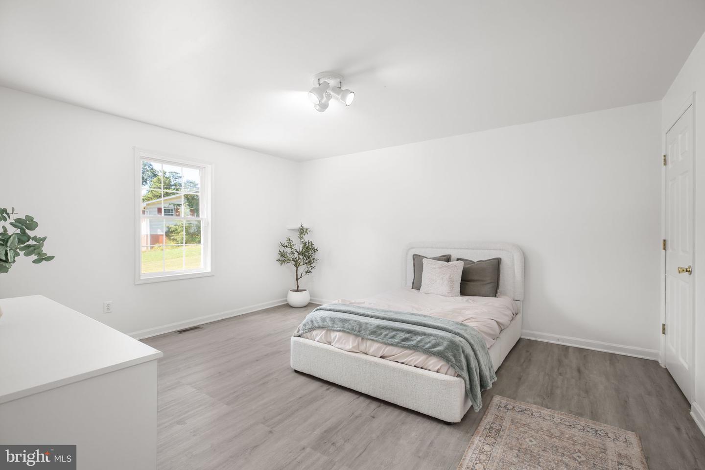 3004 LEE DRIVE EXTENDED, FREDERICKSBURG, Virginia 22408, 3 Bedrooms Bedrooms, ,2 BathroomsBathrooms,Residential,For sale,3004 LEE DRIVE EXTENDED,VASP2035650 MLS # VASP2035650