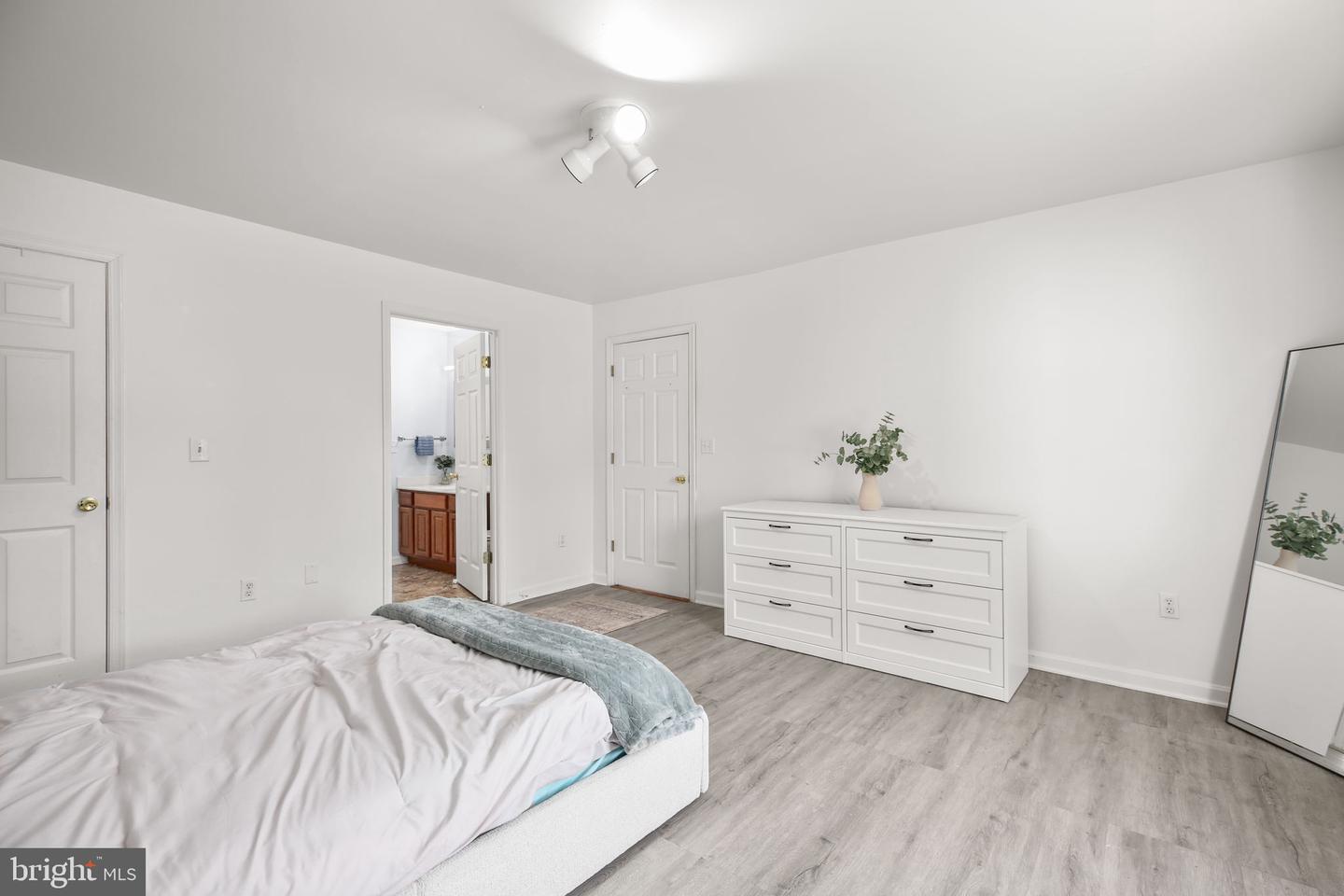 3004 LEE DRIVE EXTENDED, FREDERICKSBURG, Virginia 22408, 3 Bedrooms Bedrooms, ,2 BathroomsBathrooms,Residential,For sale,3004 LEE DRIVE EXTENDED,VASP2035650 MLS # VASP2035650