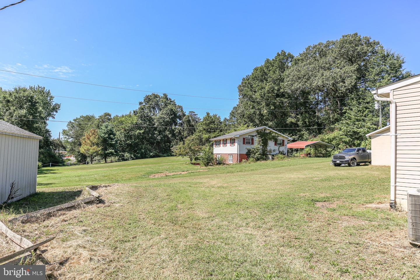 3004 LEE DRIVE EXTENDED, FREDERICKSBURG, Virginia 22408, 3 Bedrooms Bedrooms, ,2 BathroomsBathrooms,Residential,For sale,3004 LEE DRIVE EXTENDED,VASP2035650 MLS # VASP2035650