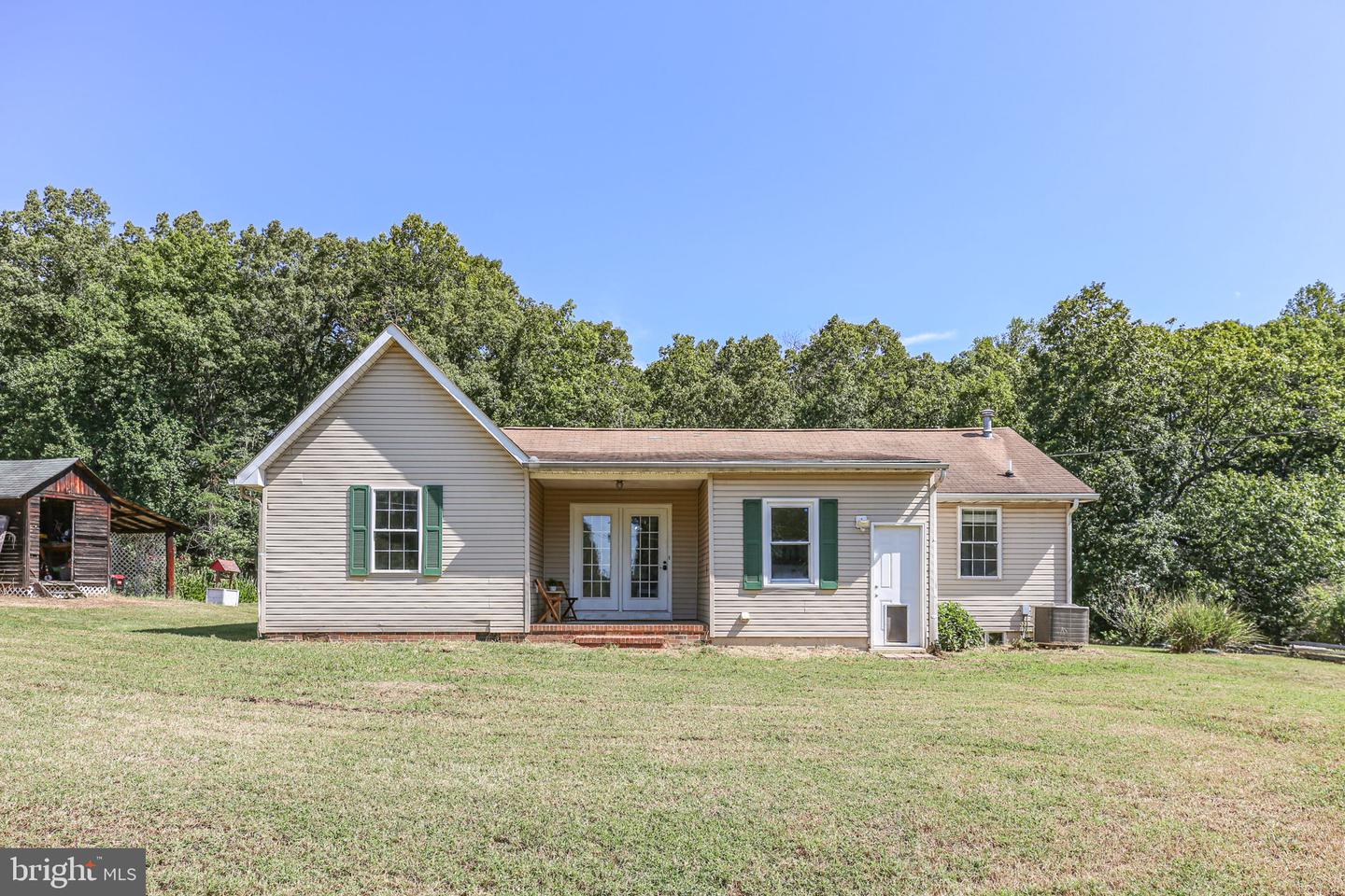 3004 LEE DRIVE EXTENDED, FREDERICKSBURG, Virginia 22408, 3 Bedrooms Bedrooms, ,2 BathroomsBathrooms,Residential,For sale,3004 LEE DRIVE EXTENDED,VASP2035650 MLS # VASP2035650