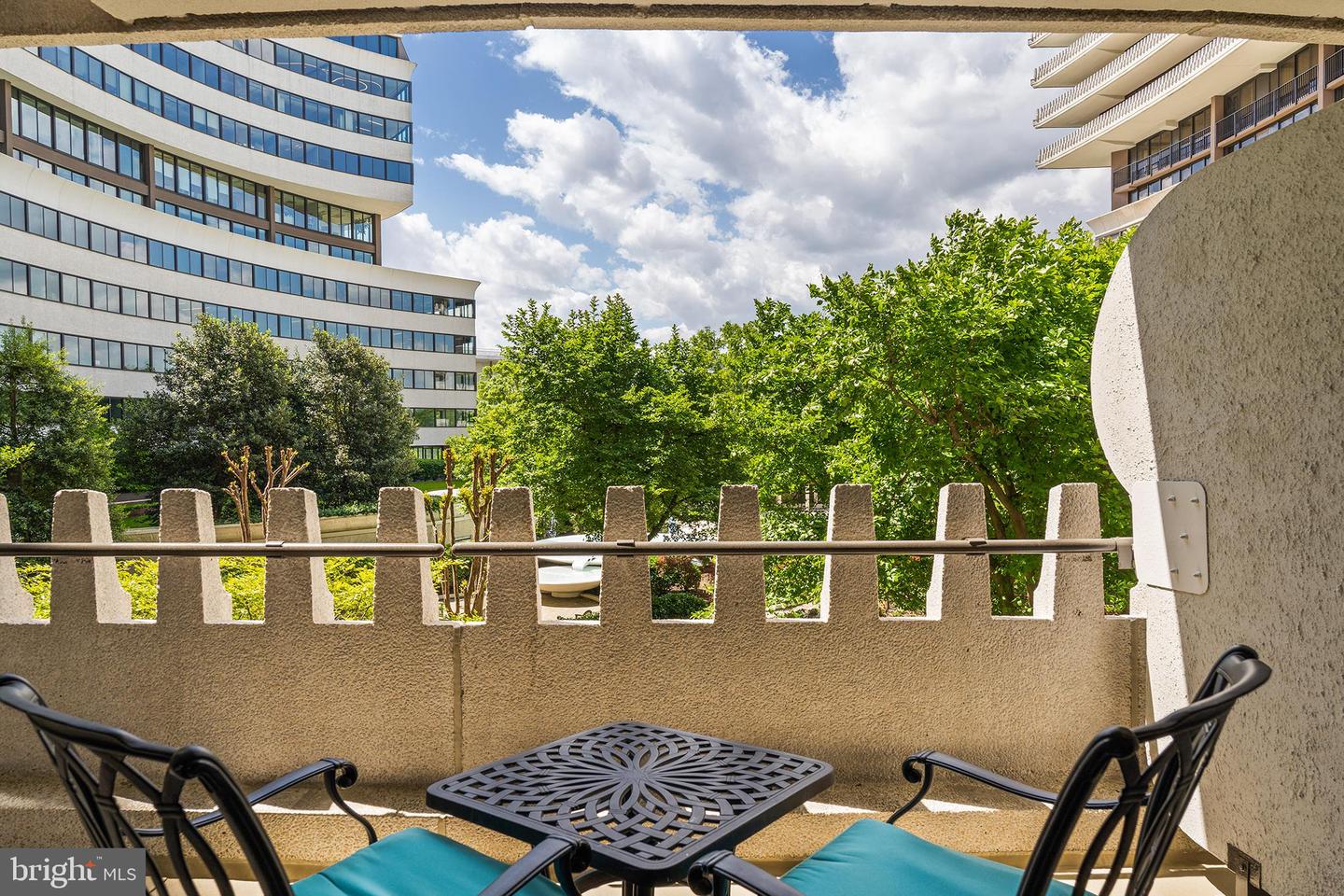 700 NEW HAMPSHIRE AVE NW #320, WASHINGTON, District Of Columbia 20037, 1 Bedroom Bedrooms, ,1 BathroomBathrooms,Residential,For sale,700 NEW HAMPSHIRE AVE NW #320,DCDC2224056 MLS # DCDC2224056
