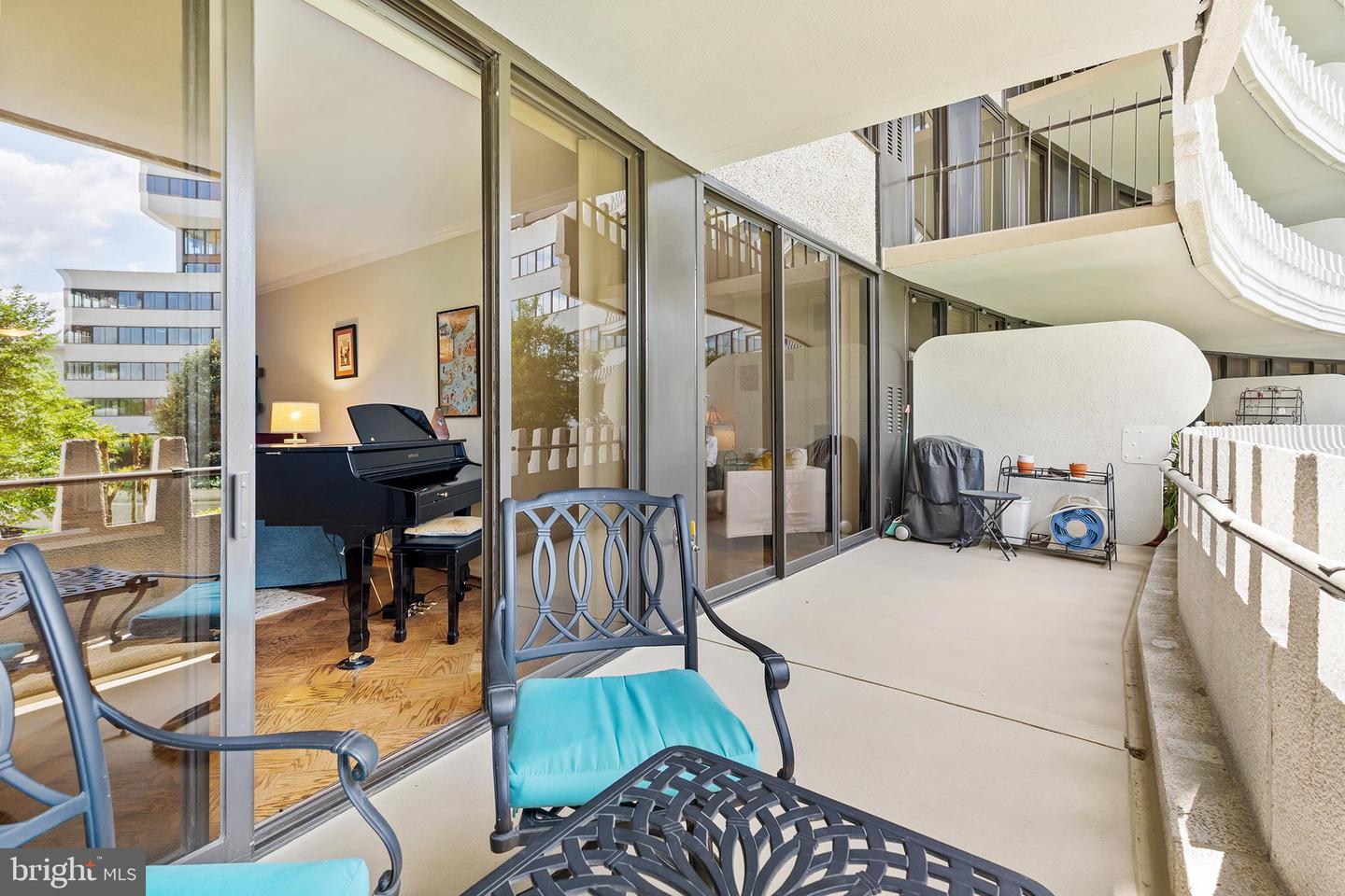 700 NEW HAMPSHIRE AVE NW #320, WASHINGTON, District Of Columbia 20037, 1 Bedroom Bedrooms, ,1 BathroomBathrooms,Residential,For sale,700 NEW HAMPSHIRE AVE NW #320,DCDC2224056 MLS # DCDC2224056