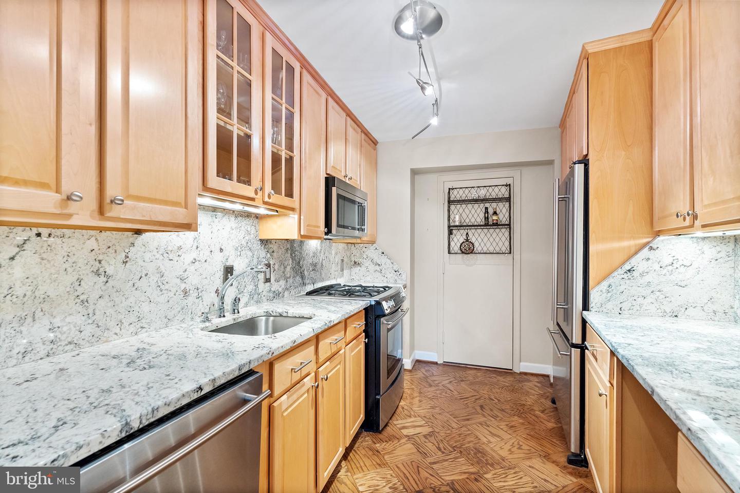 700 NEW HAMPSHIRE AVE NW #320, WASHINGTON, District Of Columbia 20037, 1 Bedroom Bedrooms, ,1 BathroomBathrooms,Residential,For sale,700 NEW HAMPSHIRE AVE NW #320,DCDC2224056 MLS # DCDC2224056