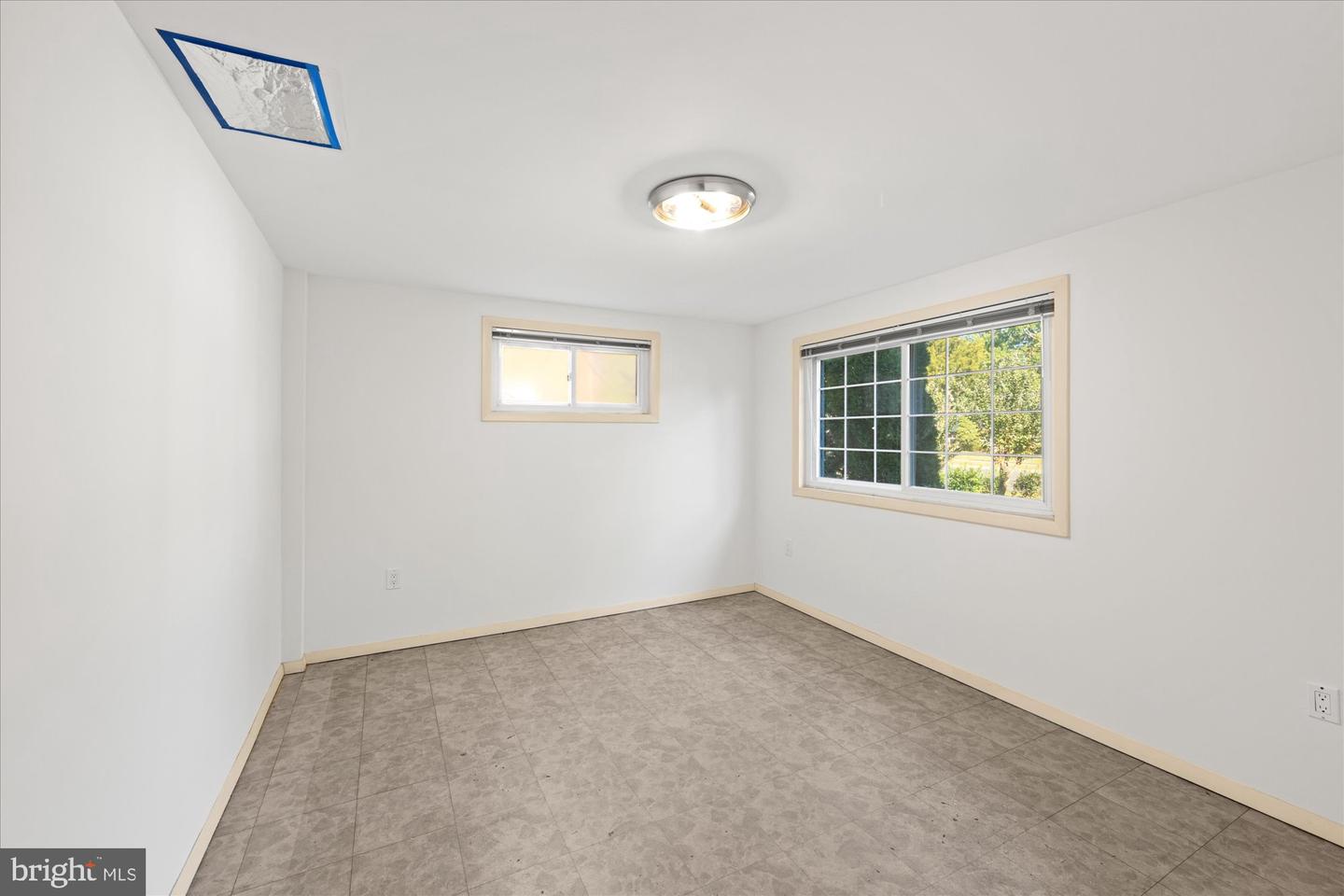 4206 COLLIER RD, FAIRFAX, Virginia 22030, 4 Bedrooms Bedrooms, ,2 BathroomsBathrooms,Residential,For sale,4206 COLLIER RD,VAFC2007110 MLS # VAFC2007110