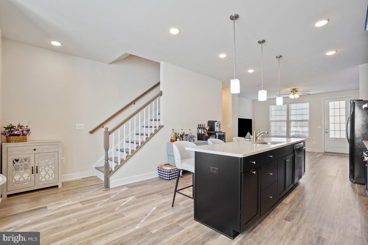 8754 ELSING GREEN DR, MANASSAS, Virginia 20112, 3 Bedrooms Bedrooms, ,3 BathroomsBathrooms,Residential,For sale,8754 ELSING GREEN DR,VAPW2106030 MLS # VAPW2106030