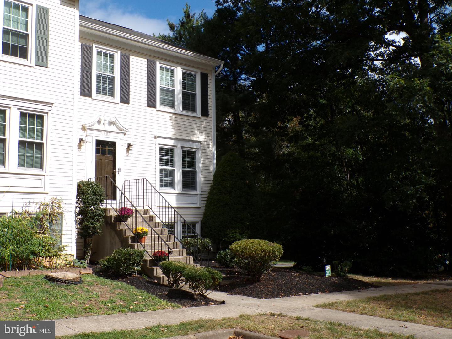 6050 CLAY SPUR CT, CENTREVILLE, Virginia 20121, 3 Bedrooms Bedrooms, 7 Rooms Rooms,3 BathroomsBathrooms,Residential,For sale,6050 CLAY SPUR CT,VAFX2274388 MLS # VAFX2274388