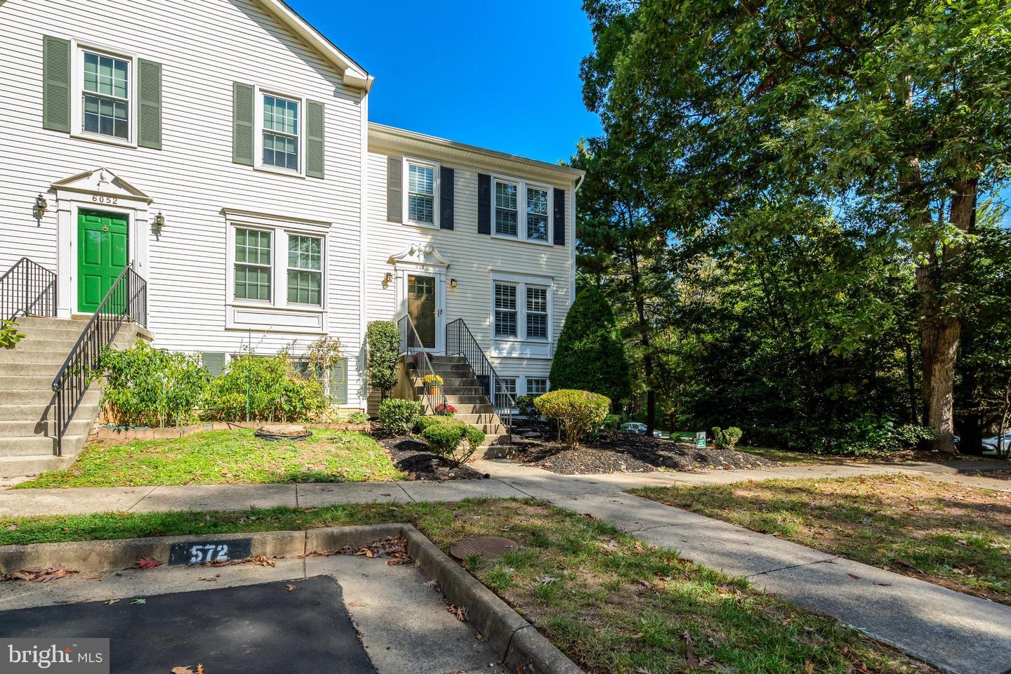 6050 CLAY SPUR CT, CENTREVILLE, Virginia 20121, 3 Bedrooms Bedrooms, 7 Rooms Rooms,3 BathroomsBathrooms,Residential,For sale,6050 CLAY SPUR CT,VAFX2274388 MLS # VAFX2274388