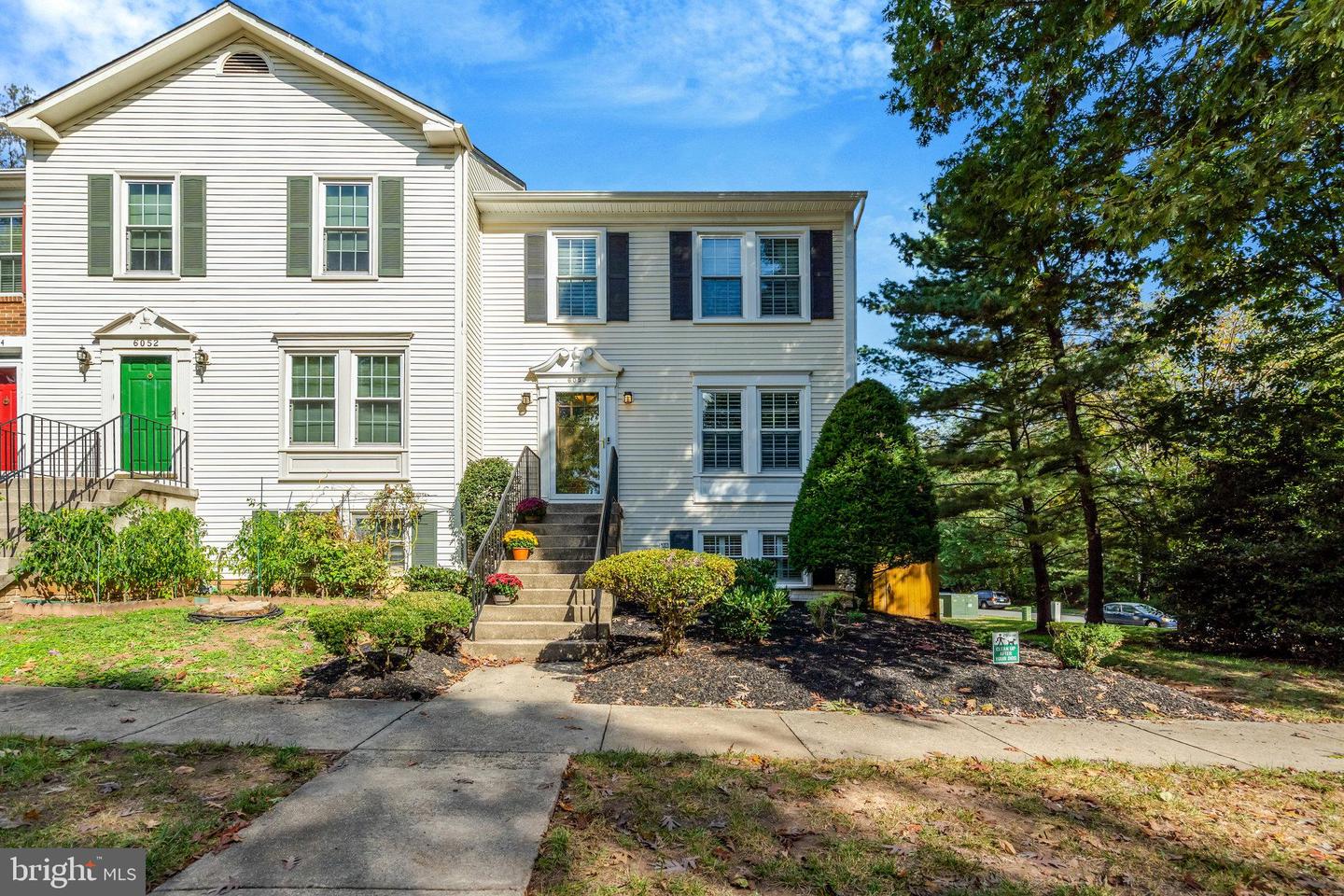 6050 CLAY SPUR CT, CENTREVILLE, Virginia 20121, 3 Bedrooms Bedrooms, 7 Rooms Rooms,3 BathroomsBathrooms,Residential,For sale,6050 CLAY SPUR CT,VAFX2274388 MLS # VAFX2274388