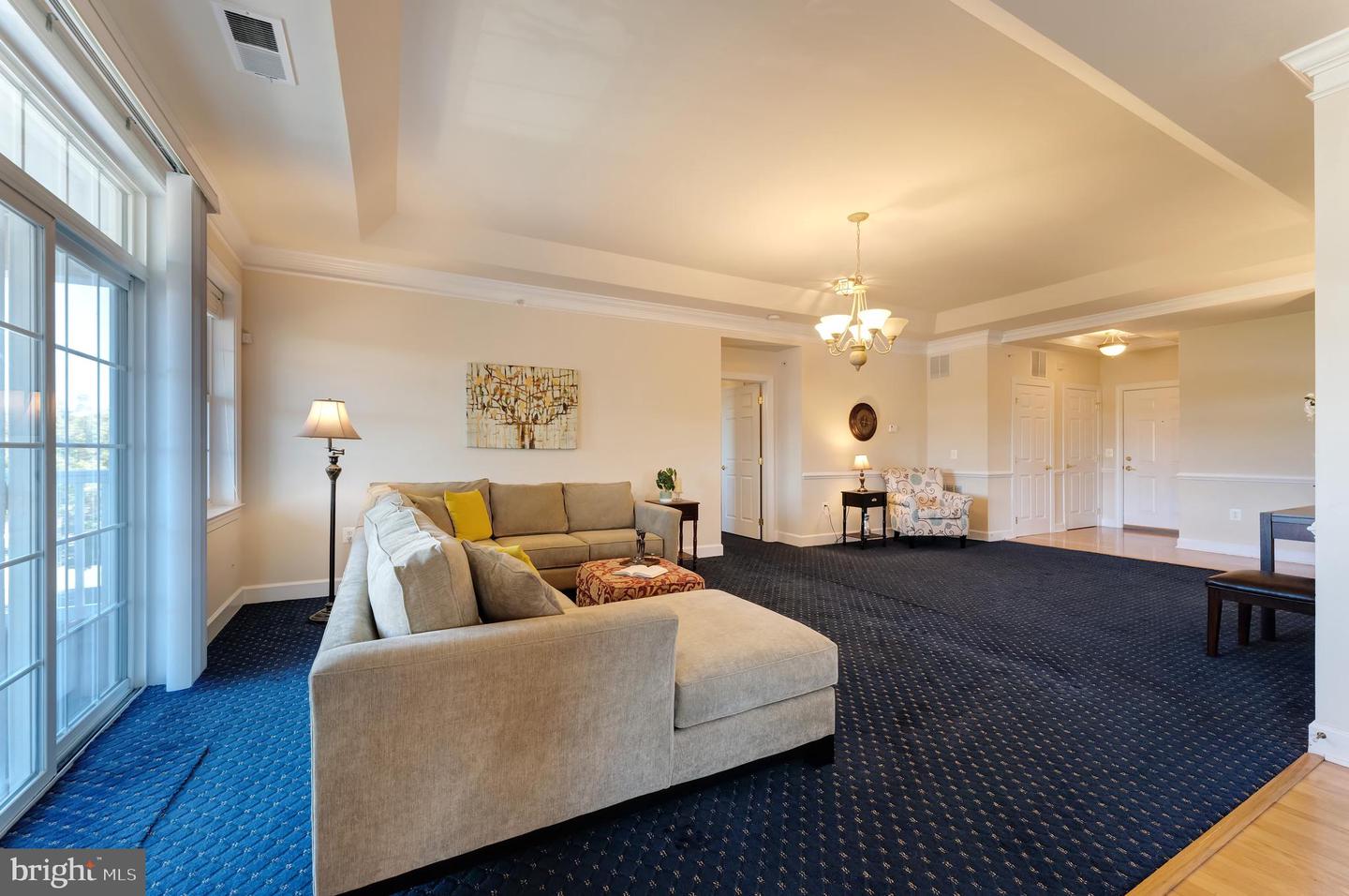 15251 ROYAL CREST DR #306, HAYMARKET, Virginia 20169, 3 Bedrooms Bedrooms, ,2 BathroomsBathrooms,Residential,For sale,15251 ROYAL CREST DR #306,VAPW2106080 MLS # VAPW2106080
