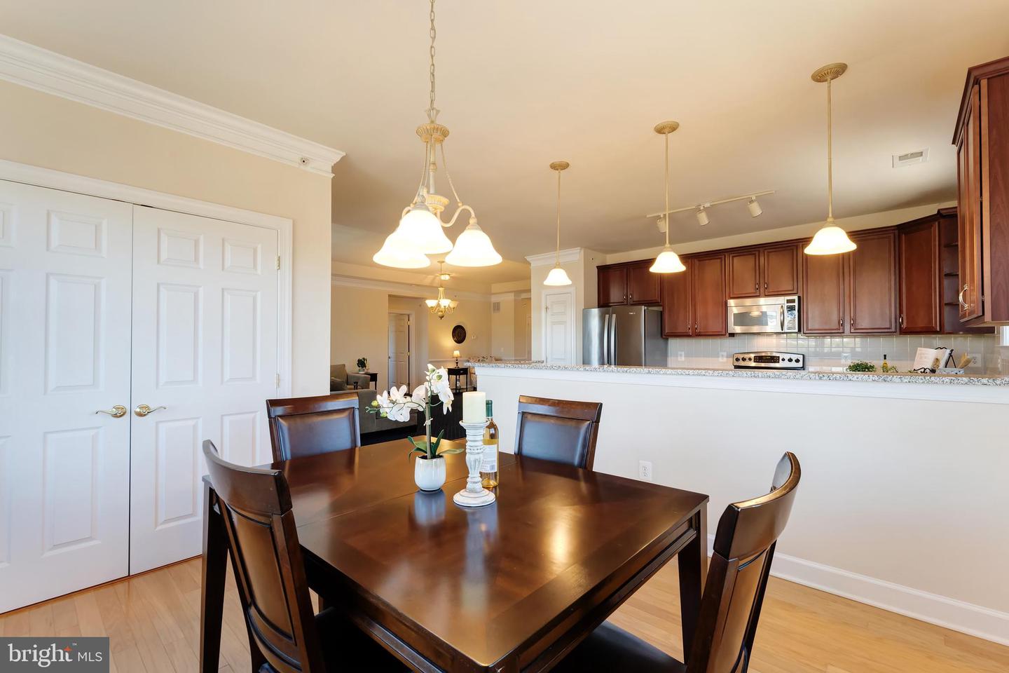 15251 ROYAL CREST DR #306, HAYMARKET, Virginia 20169, 3 Bedrooms Bedrooms, ,2 BathroomsBathrooms,Residential,For sale,15251 ROYAL CREST DR #306,VAPW2106080 MLS # VAPW2106080
