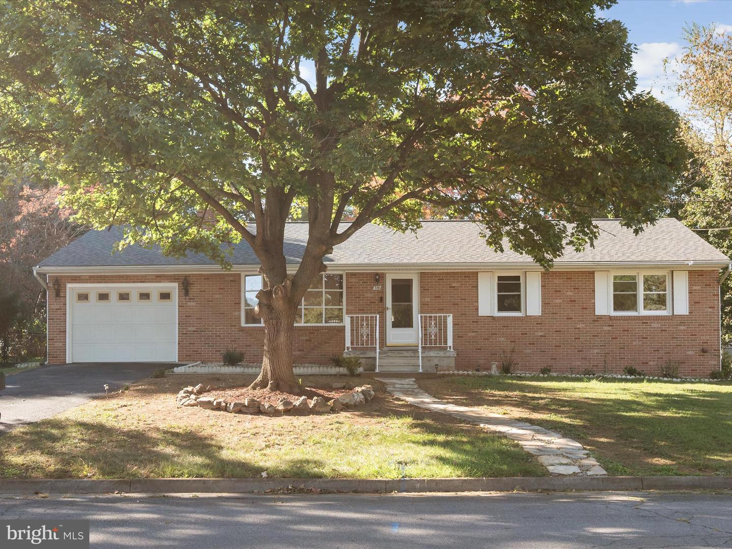 339 LANNY DR, WINCHESTER, Virginia 22601, 3 Bedrooms Bedrooms, ,2 BathroomsBathrooms,Residential,For sale,339 LANNY DR,VAWI2009260 MLS # VAWI2009260 339 LANNY DR, WINCHESTER, Virginia 22601, 3 Bedrooms Bedrooms, ,2 BathroomsBathrooms,Residential,For sale,339 LANNY DR,VAWI2009260 MLS # VAWI2009260