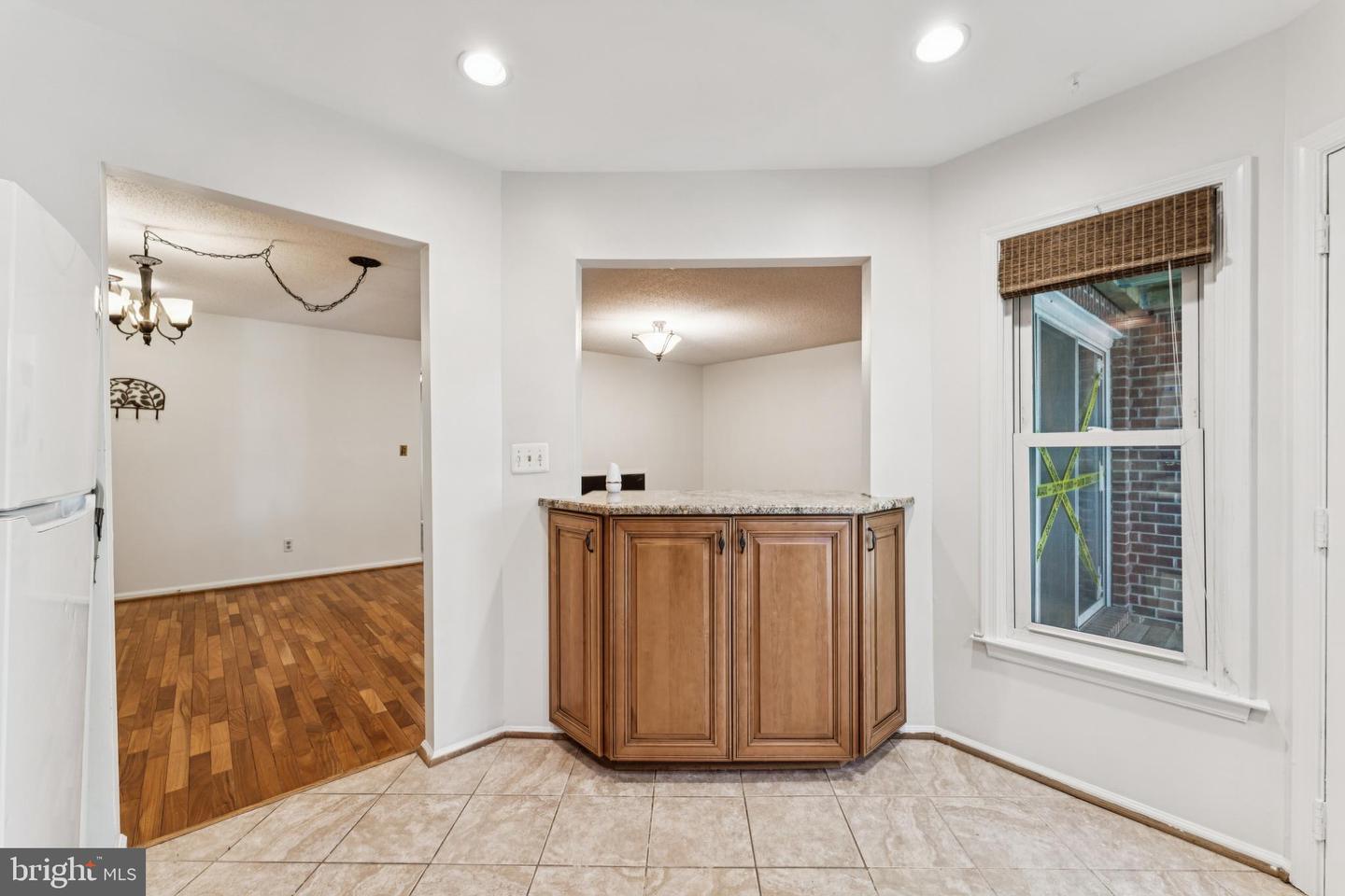 3152-B COVEWOOD CT, FALLS CHURCH, Virginia 22042, 2 Bedrooms Bedrooms, ,2 BathroomsBathrooms,Residential,For sale,3152-B COVEWOOD CT,VAFX2274796 MLS # VAFX2274796