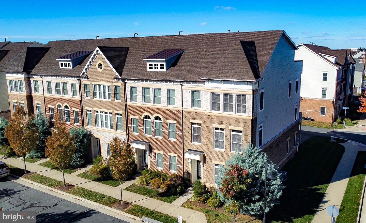 44750 MAYNARD SQ, ASHBURN, Virginia 20147, 4 Bedrooms Bedrooms, ,4 BathroomsBathrooms,Residential,For sale,44750 MAYNARD SQ,VALO2109064 MLS # VALO2109064
