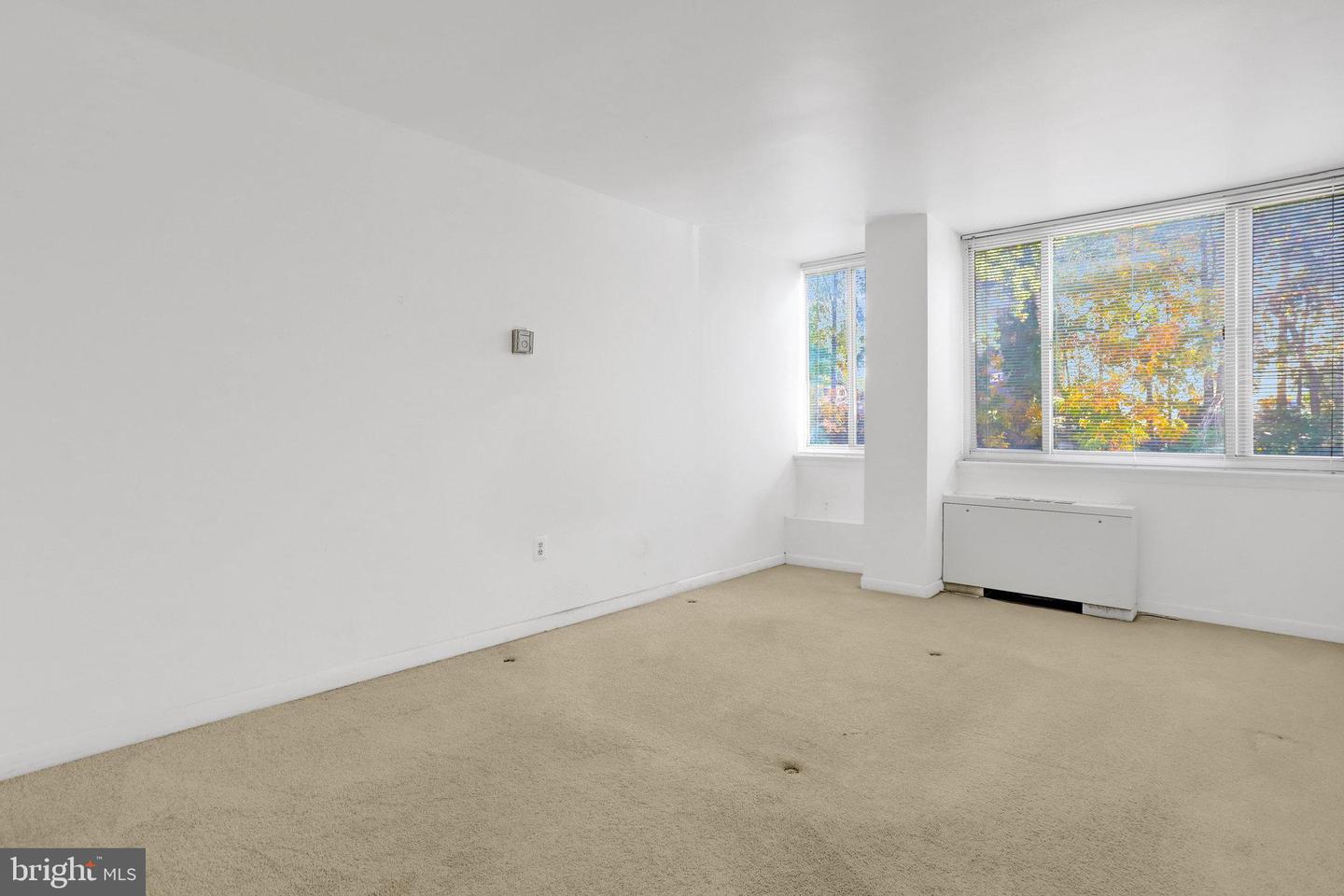 5565 COLUMBIA PIKE #412, ARLINGTON, Virginia 22204, 1 Bedroom Bedrooms, ,1 BathroomBathrooms,Residential,For sale,5565 COLUMBIA PIKE #412,VAAR2065062 MLS # VAAR2065062