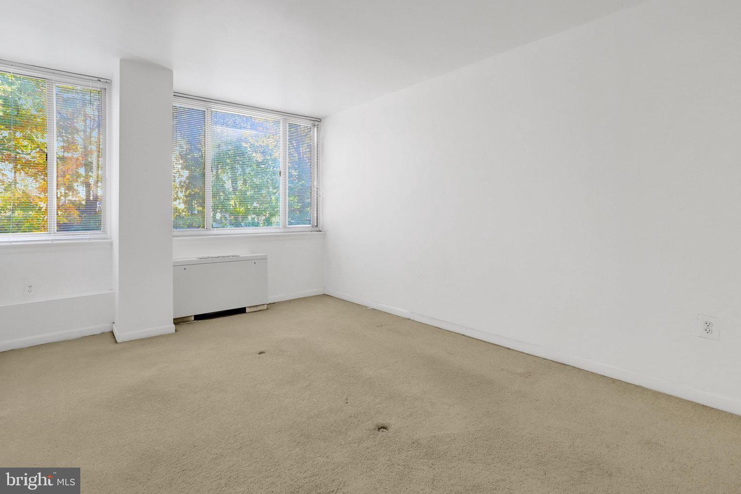 5565 COLUMBIA PIKE #412, ARLINGTON, Virginia 22204, 1 Bedroom Bedrooms, ,1 BathroomBathrooms,Residential,For sale,5565 COLUMBIA PIKE #412,VAAR2065062 MLS # VAAR2065062
