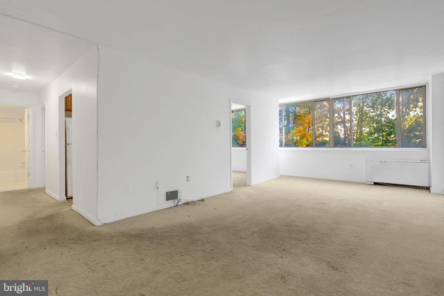 5565 COLUMBIA PIKE #412, ARLINGTON, Virginia 22204, 1 Bedroom Bedrooms, ,1 BathroomBathrooms,Residential,For sale,5565 COLUMBIA PIKE #412,VAAR2065062 MLS # VAAR2065062
