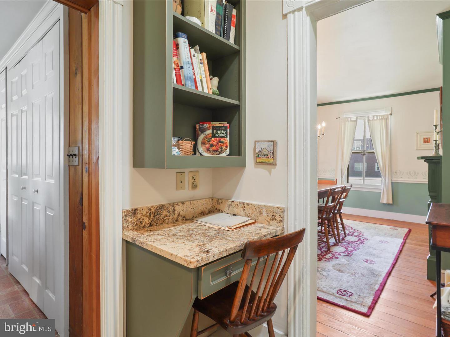 910 LOCUST ST, HERNDON, Virginia 20170, 3 Bedrooms Bedrooms, 8 Rooms Rooms,1 BathroomBathrooms,Residential,For sale,910 LOCUST ST,VAFX2275290 MLS # VAFX2275290