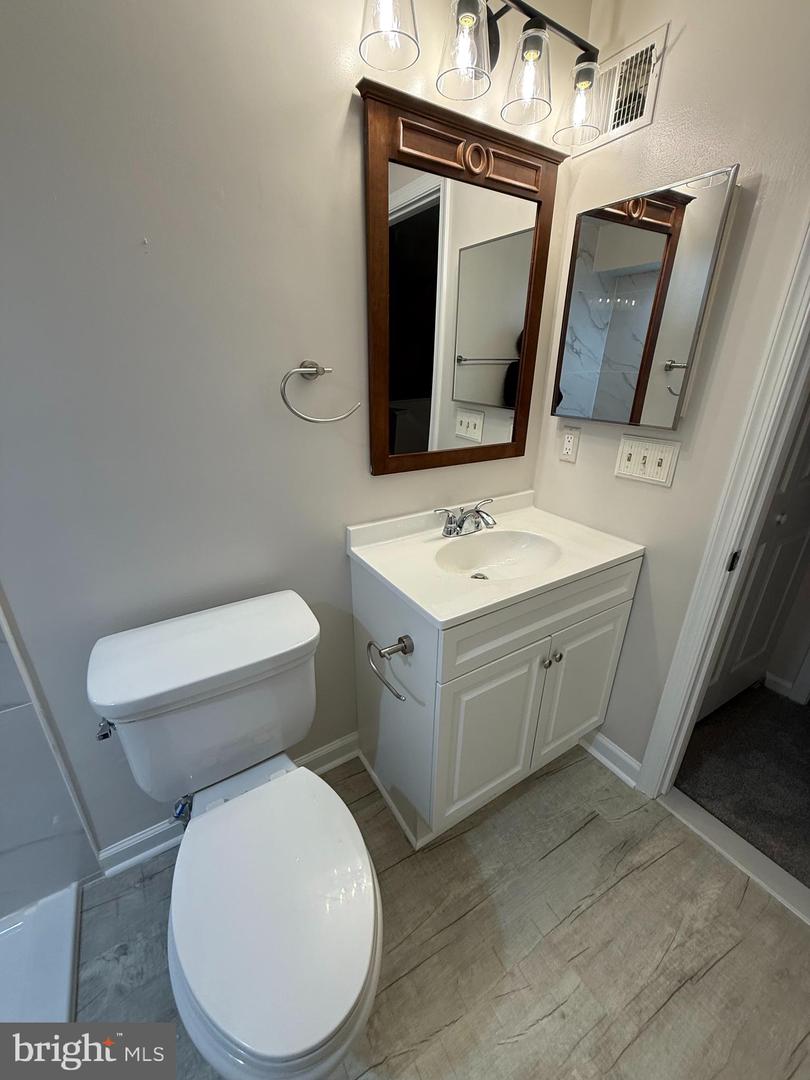 14325 JOHNNY MOORE CT, CENTREVILLE, Virginia 20120, 2 Bedrooms Bedrooms, ,2 BathroomsBathrooms,Residential,For sale,14325 JOHNNY MOORE CT,VAFX2259650 MLS # VAFX2259650
