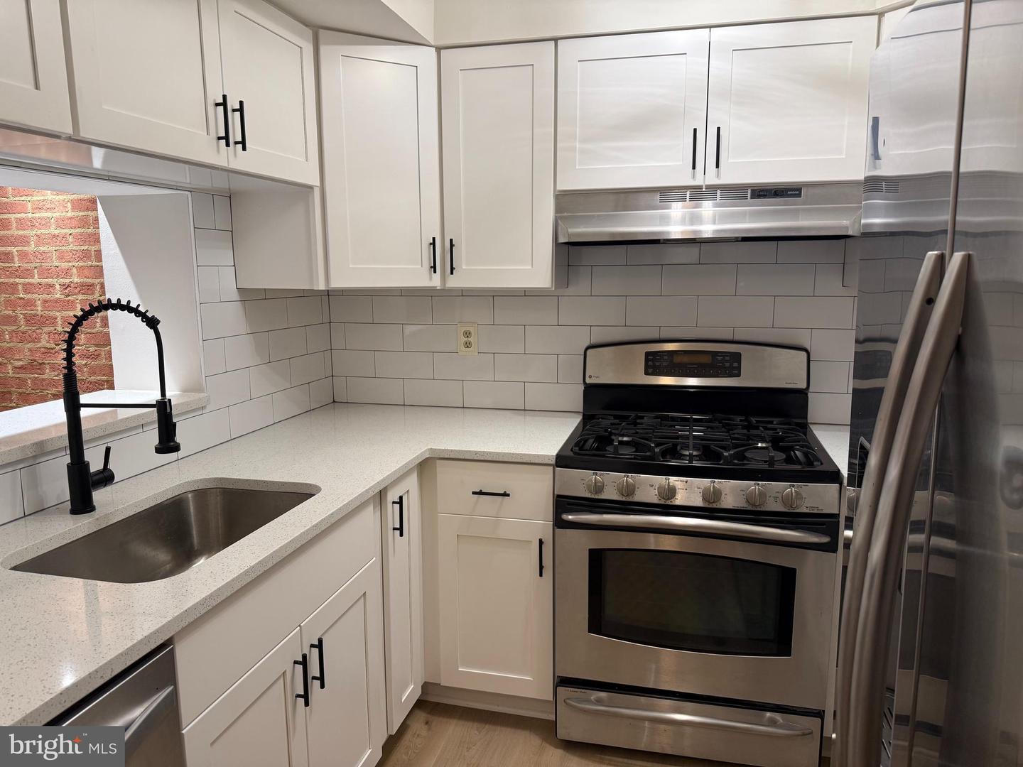 14325 JOHNNY MOORE CT, CENTREVILLE, Virginia 20120, 2 Bedrooms Bedrooms, ,2 BathroomsBathrooms,Residential,For sale,14325 JOHNNY MOORE CT,VAFX2259650 MLS # VAFX2259650