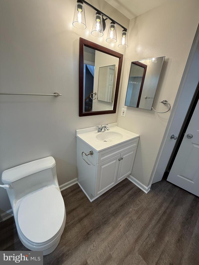 14325 JOHNNY MOORE CT, CENTREVILLE, Virginia 20120, 2 Bedrooms Bedrooms, ,2 BathroomsBathrooms,Residential,For sale,14325 JOHNNY MOORE CT,VAFX2259650 MLS # VAFX2259650