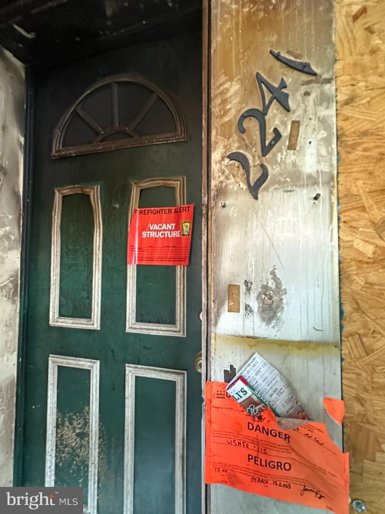 2241 16TH ST NE, WASHINGTON, District Of Columbia 20018, 1 Bedroom Bedrooms, 3 Rooms Rooms,2 BathroomsBathrooms,Residential,For sale,2241 16TH ST NE,DCDC2215452 MLS # DCDC2215452