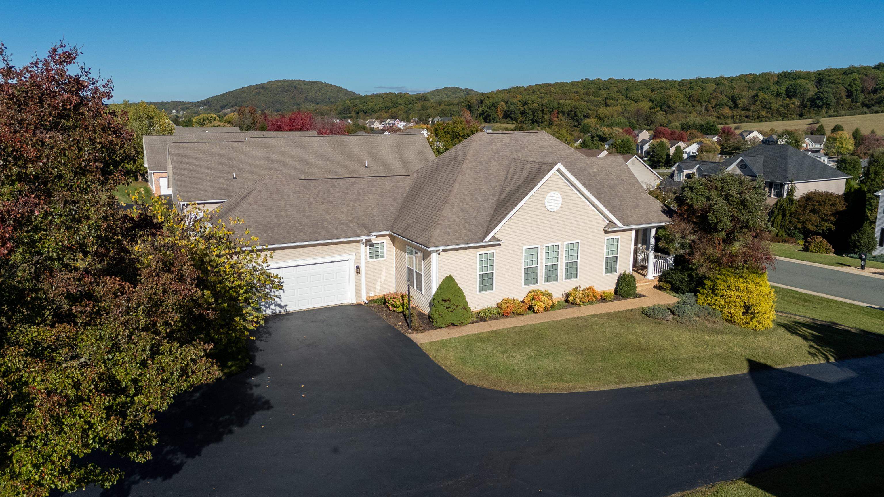173 HEATHER LN, STAUNTON, Virginia 24401, 3 Bedrooms Bedrooms, ,3 BathroomsBathrooms,Residential,173 HEATHER LN,670227 MLS # 670227