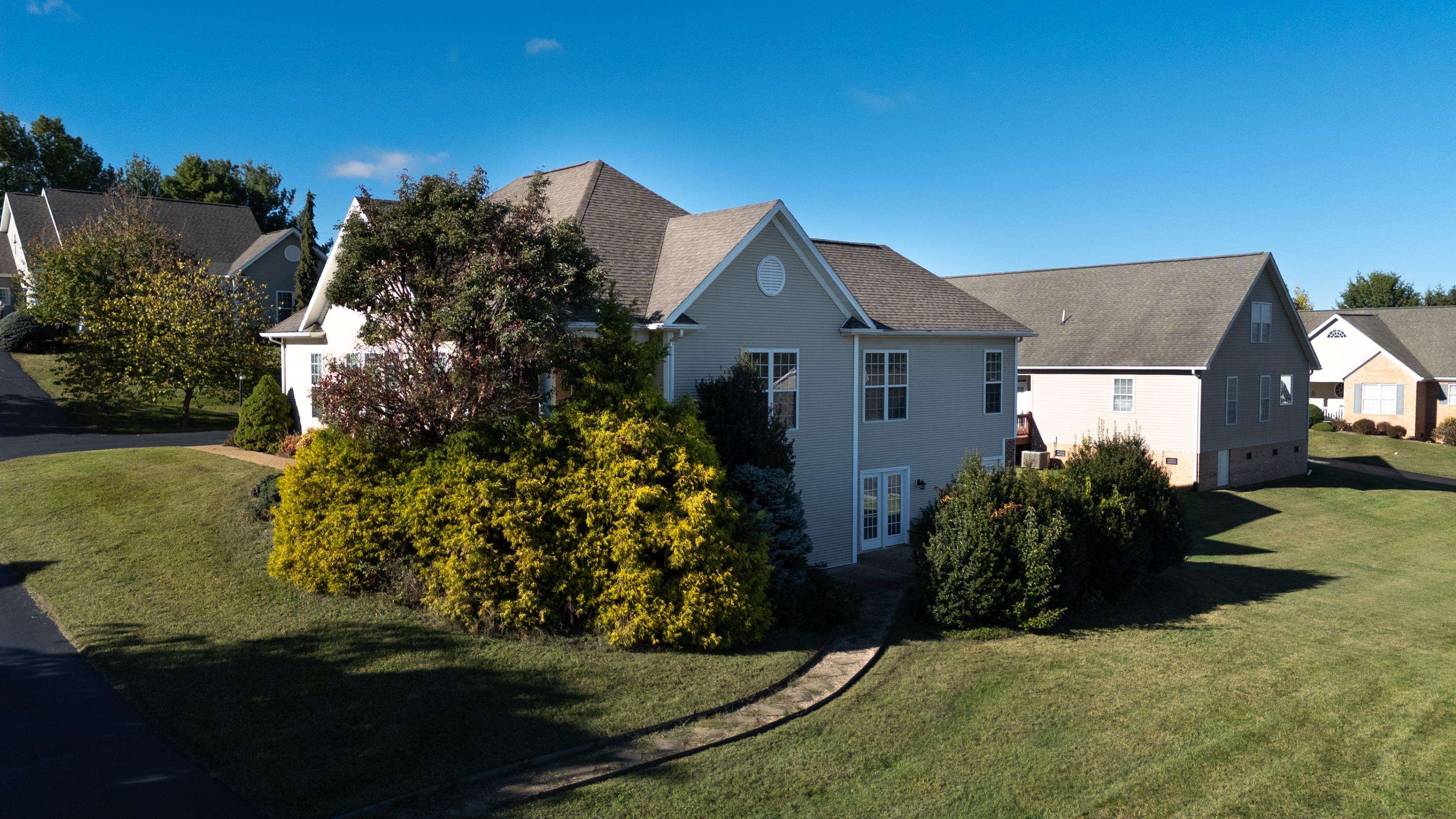 173 HEATHER LN, STAUNTON, Virginia 24401, 3 Bedrooms Bedrooms, ,3 BathroomsBathrooms,Residential,173 HEATHER LN,670227 MLS # 670227