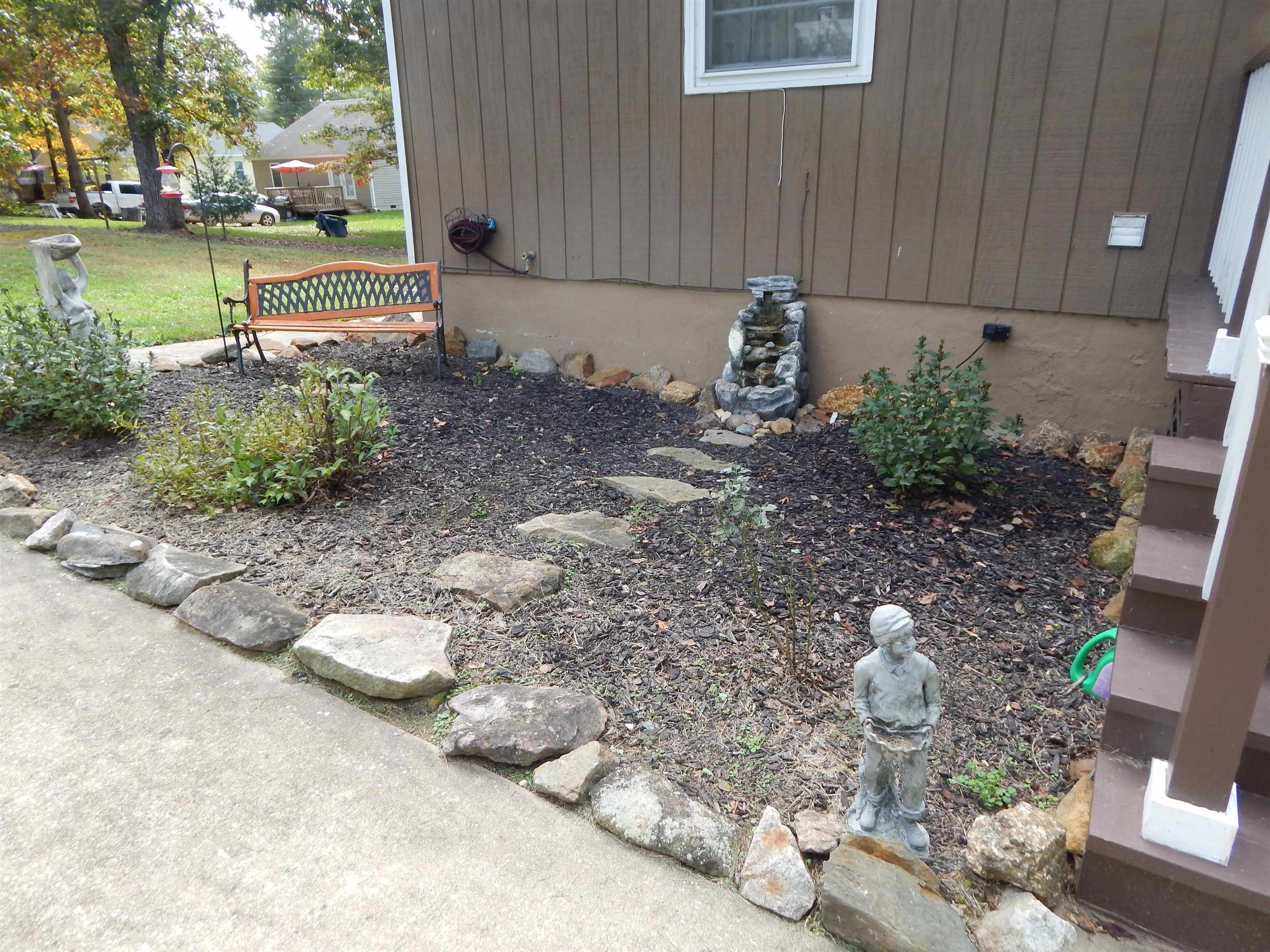 1340 N FOREST AVE, WAYNESBORO, Virginia 22980, 3 Bedrooms Bedrooms, ,1 BathroomBathrooms,Residential,1340 N FOREST AVE,670228 MLS # 670228