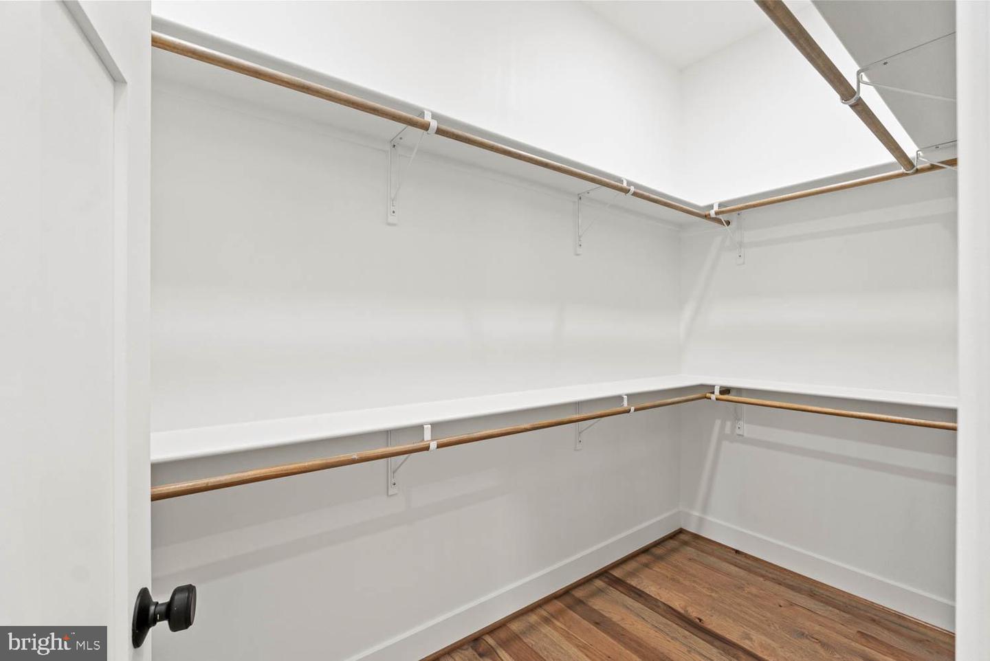 6449 ORLAND ST, FALLS CHURCH, Virginia 22043, 6 Bedrooms Bedrooms, ,6 BathroomsBathrooms,Residential,For sale,6449 ORLAND ST,VAFX2264294 MLS # VAFX2264294