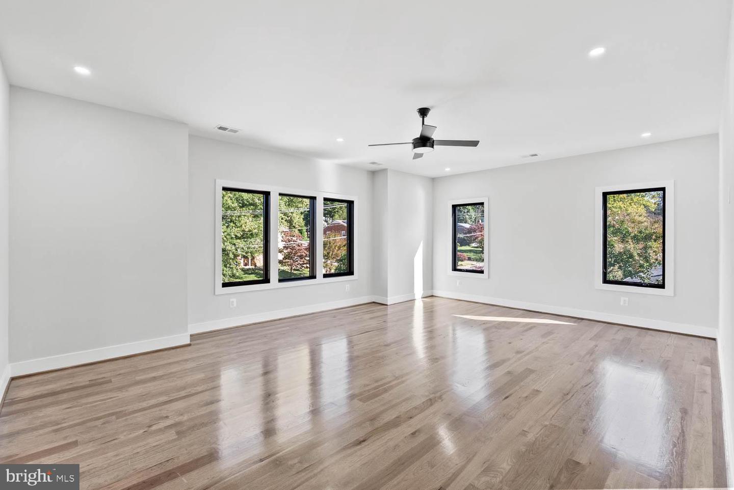 6449 ORLAND ST, FALLS CHURCH, Virginia 22043, 6 Bedrooms Bedrooms, ,6 BathroomsBathrooms,Residential,For sale,6449 ORLAND ST,VAFX2264294 MLS # VAFX2264294