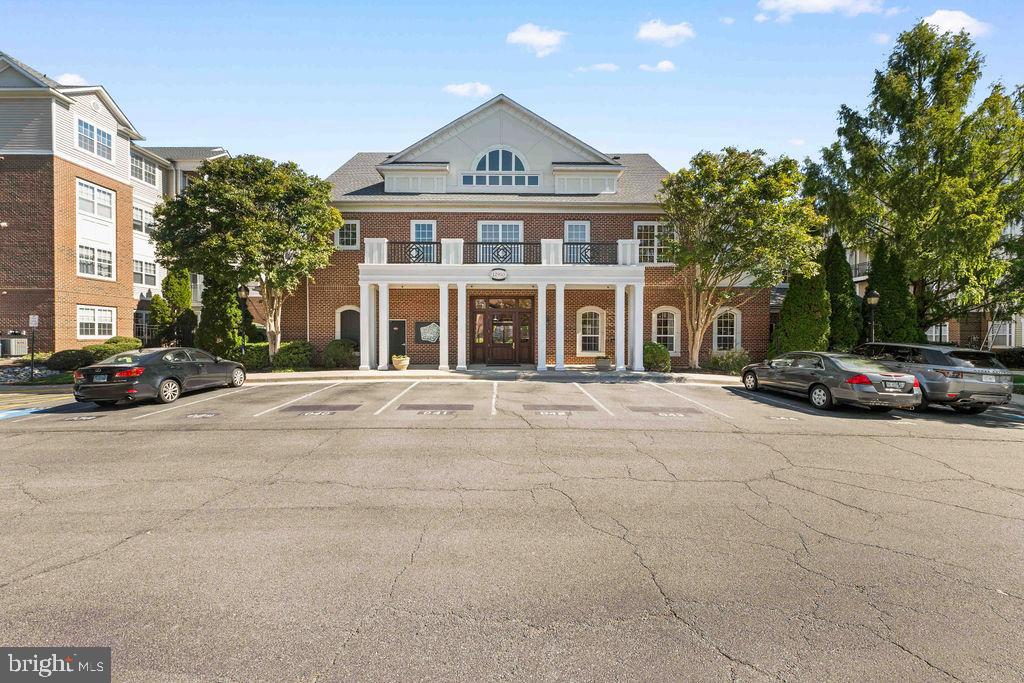12957 CENTRE PARK CIR #110, HERNDON, Virginia 20171, 2 Bedrooms Bedrooms, ,2 BathroomsBathrooms,Residential,For sale,12957 CENTRE PARK CIR #110,VAFX2274660 MLS # VAFX2274660