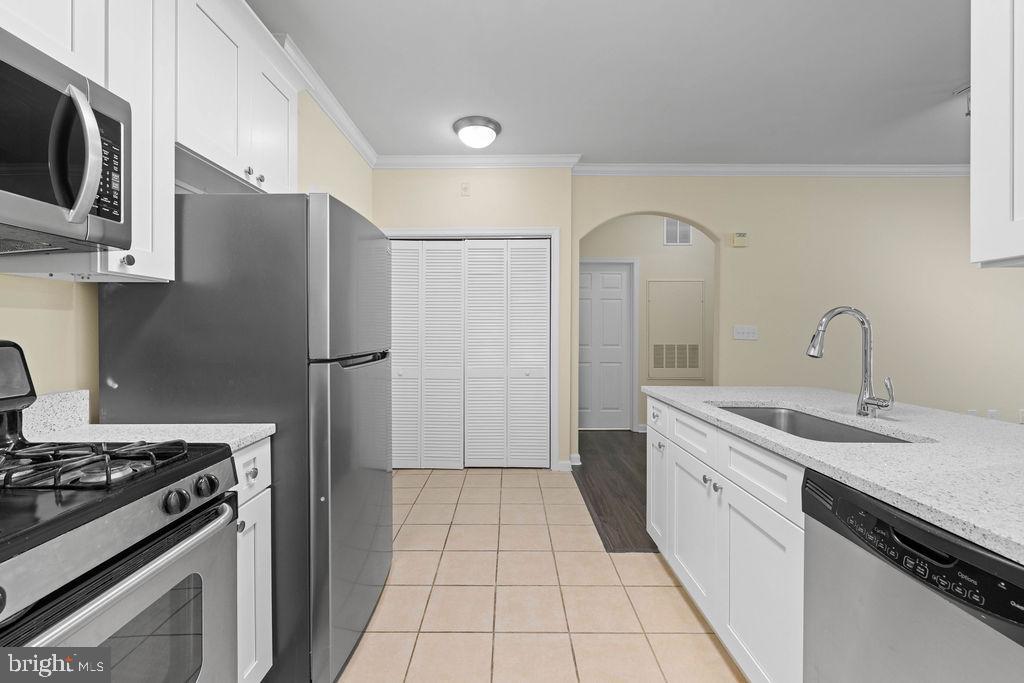 12957 CENTRE PARK CIR #110, HERNDON, Virginia 20171, 2 Bedrooms Bedrooms, ,2 BathroomsBathrooms,Residential,For sale,12957 CENTRE PARK CIR #110,VAFX2274660 MLS # VAFX2274660