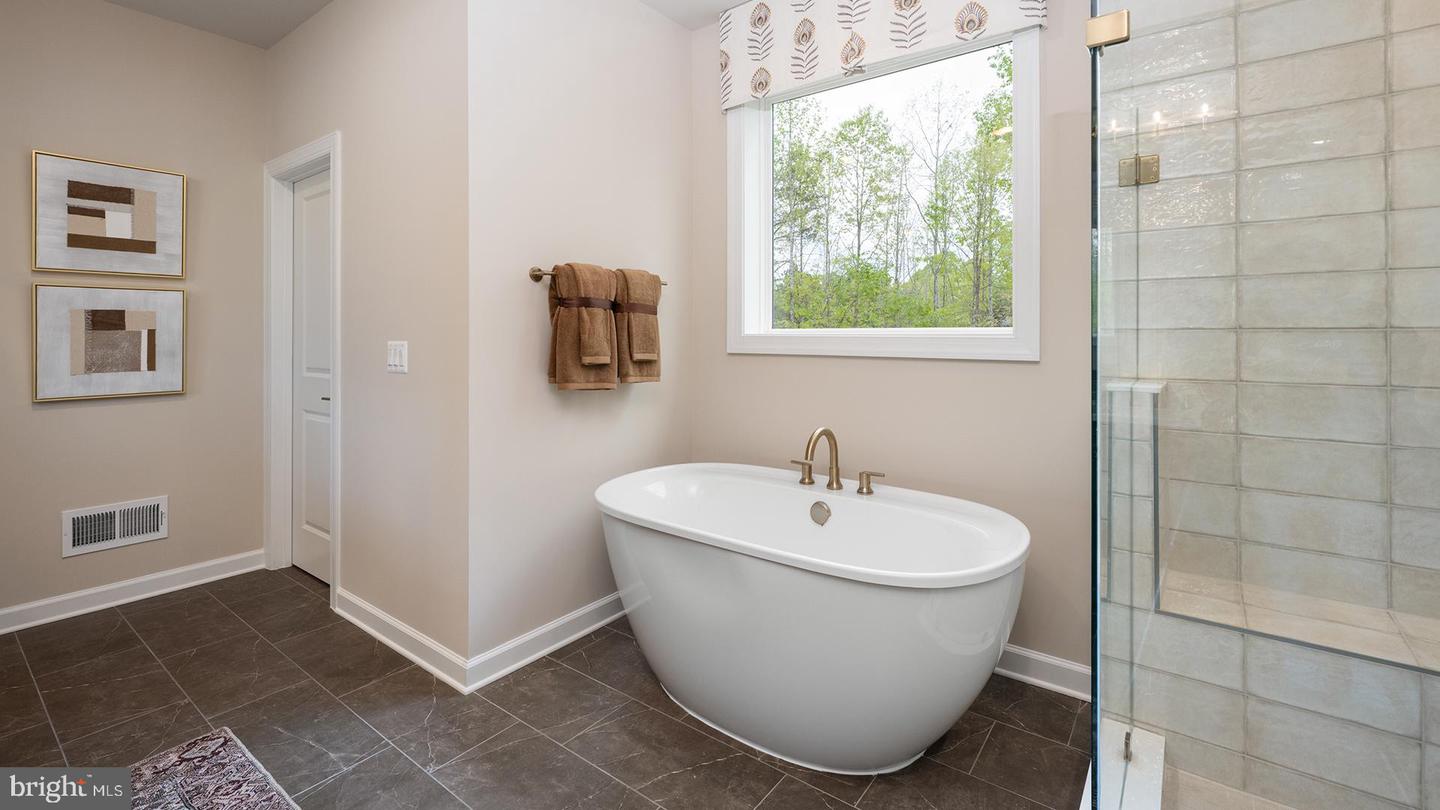 13432 RECONNAISSANCE RIDGE RD, FREDERICKSBURG, Virginia 22407, 5 Bedrooms Bedrooms, ,6 BathroomsBathrooms,Residential,For sale,13432 RECONNAISSANCE RIDGE RD,VASP2037004 MLS # VASP2037004