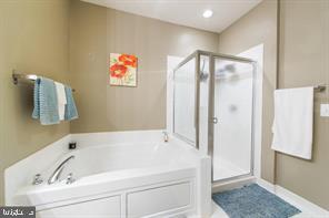 43920 HICKORY CORNER TER #111, ASHBURN, Virginia 20147, 2 Bedrooms Bedrooms, ,2 BathroomsBathrooms,Residential,For sale,43920 HICKORY CORNER TER #111,VALO2109144 MLS # VALO2109144