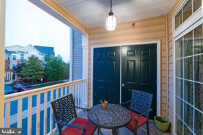 43920 HICKORY CORNER TER #111, ASHBURN, Virginia 20147, 2 Bedrooms Bedrooms, ,2 BathroomsBathrooms,Residential,For sale,43920 HICKORY CORNER TER #111,VALO2109144 MLS # VALO2109144