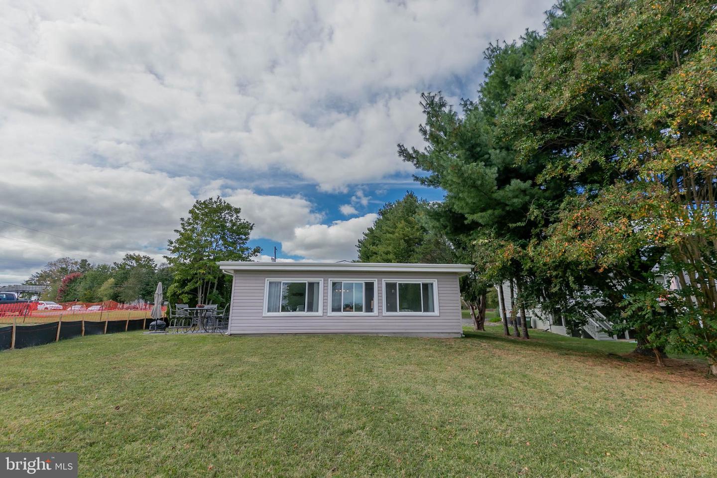 68 SARATOGA CV, RUTHER GLEN, Virginia 22546, 2 Bedrooms Bedrooms, ,2 BathroomsBathrooms,Residential,For sale,68 SARATOGA CV,VACV2009028 MLS # VACV2009028