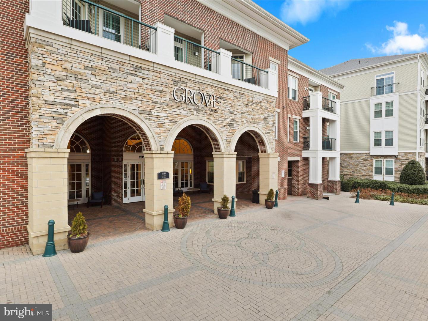 2465 ARMY NAVY DR #1-203, ARLINGTON, Virginia 22206, 1 Bedroom Bedrooms, ,1 BathroomBathrooms,Residential,For sale,2465 ARMY NAVY DR #1-203,VAAR2065180 MLS # VAAR2065180