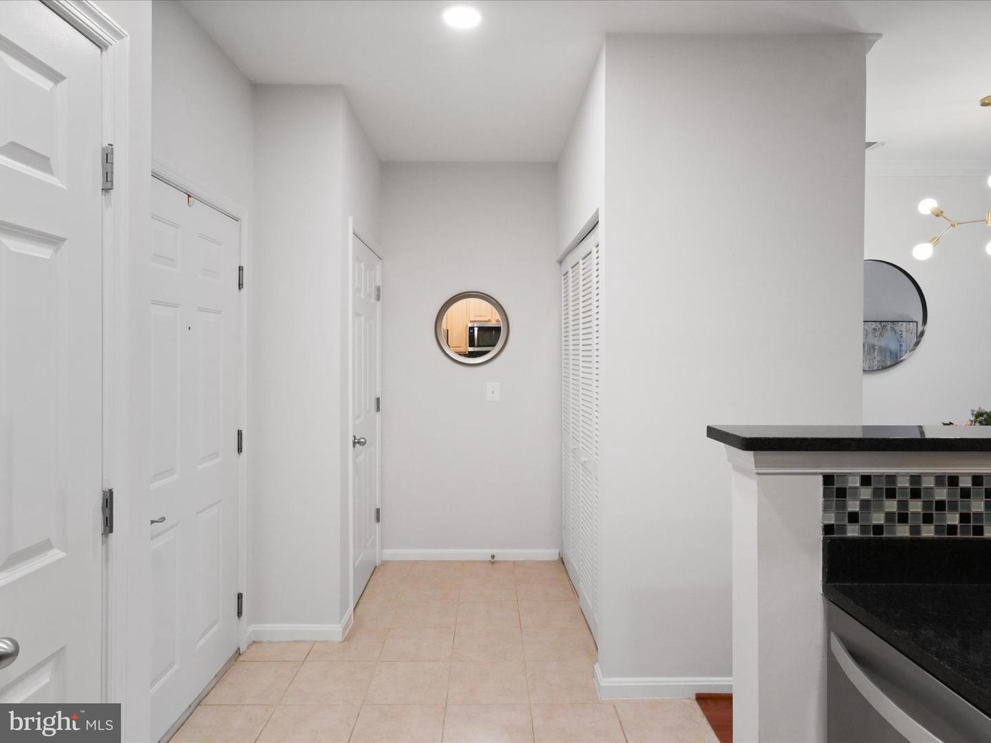 2465 ARMY NAVY DR #1-203, ARLINGTON, Virginia 22206, 1 Bedroom Bedrooms, ,1 BathroomBathrooms,Residential,For sale,2465 ARMY NAVY DR #1-203,VAAR2065180 MLS # VAAR2065180