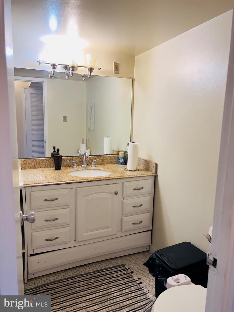 2630 FORT FARNSWORTH RD #154, ALEXANDRIA, Virginia 22303, 2 Bedrooms Bedrooms, 3 Rooms Rooms,1 BathroomBathrooms,Residential,For sale,2630 FORT FARNSWORTH RD #154,VAFX2275410 MLS # VAFX2275410