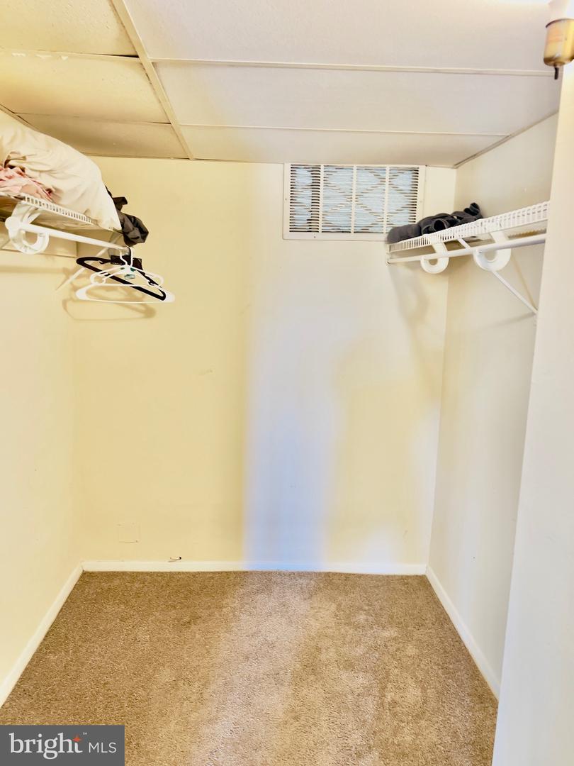 2630 FORT FARNSWORTH RD #154, ALEXANDRIA, Virginia 22303, 2 Bedrooms Bedrooms, 3 Rooms Rooms,1 BathroomBathrooms,Residential,For sale,2630 FORT FARNSWORTH RD #154,VAFX2275410 MLS # VAFX2275410