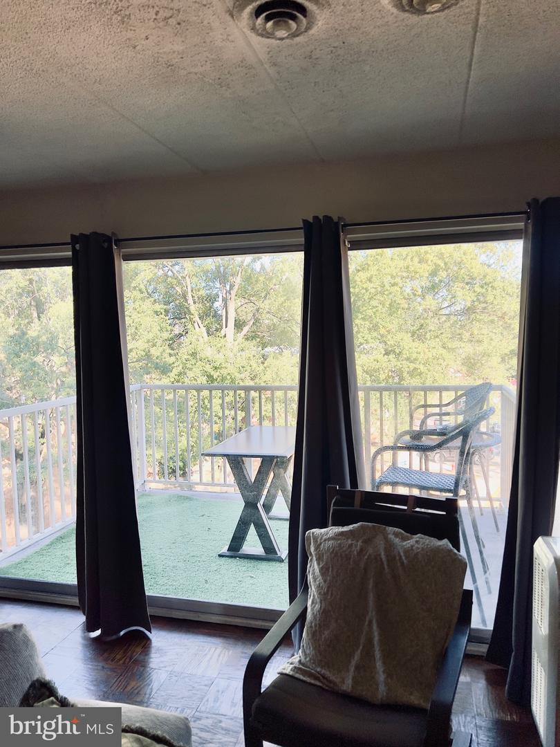 2630 FORT FARNSWORTH RD #154, ALEXANDRIA, Virginia 22303, 2 Bedrooms Bedrooms, 3 Rooms Rooms,1 BathroomBathrooms,Residential,For sale,2630 FORT FARNSWORTH RD #154,VAFX2275410 MLS # VAFX2275410