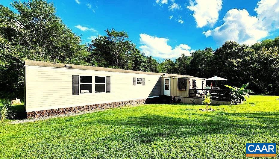 2018 PARKER MOUNTAIN RD, STANARDSVILLE, Virginia 22973, 3 Bedrooms Bedrooms, ,2 BathroomsBathrooms,Residential,For sale,2018 PARKER MOUNTAIN RD,670229 MLS # 670229