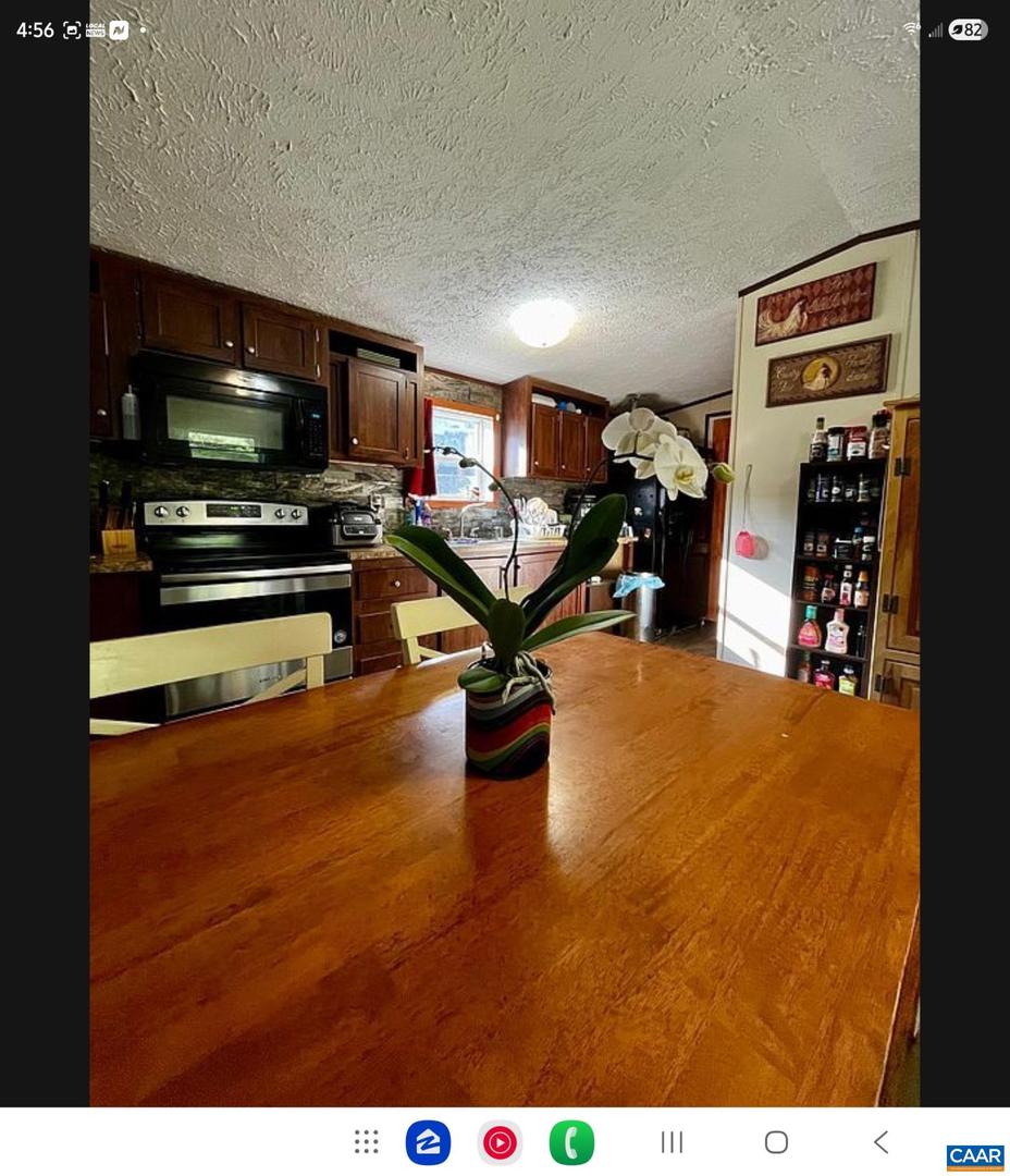 2018 PARKER MOUNTAIN RD, STANARDSVILLE, Virginia 22973, 3 Bedrooms Bedrooms, ,2 BathroomsBathrooms,Residential,For sale,2018 PARKER MOUNTAIN RD,670229 MLS # 670229