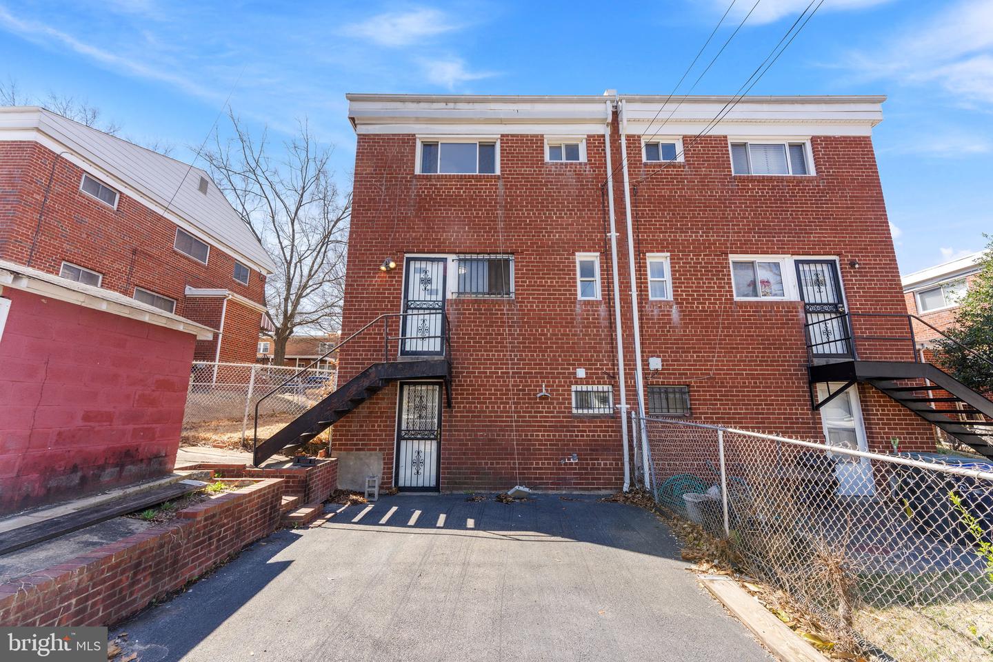 5213 12TH ST NE, WASHINGTON, District Of Columbia 20011, 3 Bedrooms Bedrooms, ,3 BathroomsBathrooms,Residential,For sale,5213 12TH ST NE,DCDC2189008 MLS # DCDC2189008