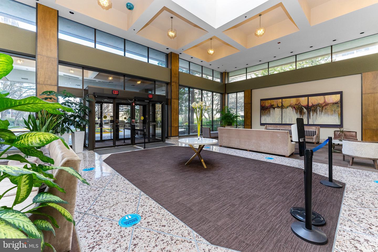 3713 S GEORGE MASON DR #T5, FALLS CHURCH, Virginia 22041, 3 Bedrooms Bedrooms, ,2 BathroomsBathrooms,Residential,For sale,3713 S GEORGE MASON DR #T5,VAFX2248108 MLS # VAFX2248108