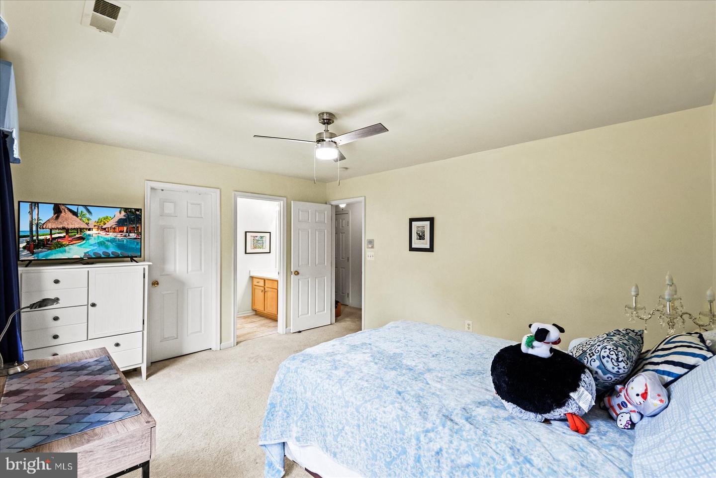 21 WENTWORTH DR, FREDERICKSBURG, Virginia 22406, 7 Bedrooms Bedrooms, ,5 BathroomsBathrooms,Residential,For sale,21 WENTWORTH DR,VAST2040450 MLS # VAST2040450